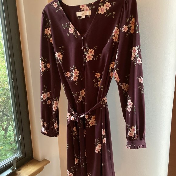 LOFT Dresses & Skirts - Loft V-Neck Shirt Dress - Floral Print
